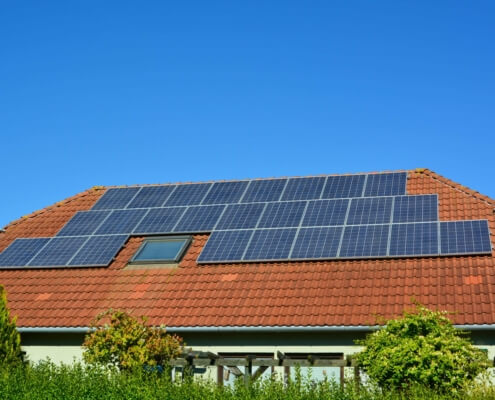 Photovoltaikanlage auf einem Einfamilienhausdach, Änderungen der Steuerbefreiung für PV-Anlagen im Jahressteuergesetz 2024